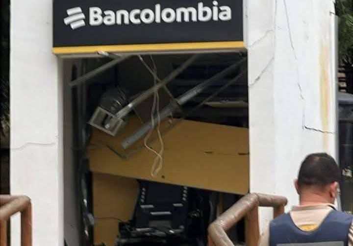 Instalaron explosivos en cajero Bancolombia de Juan de Acosta para robarlo