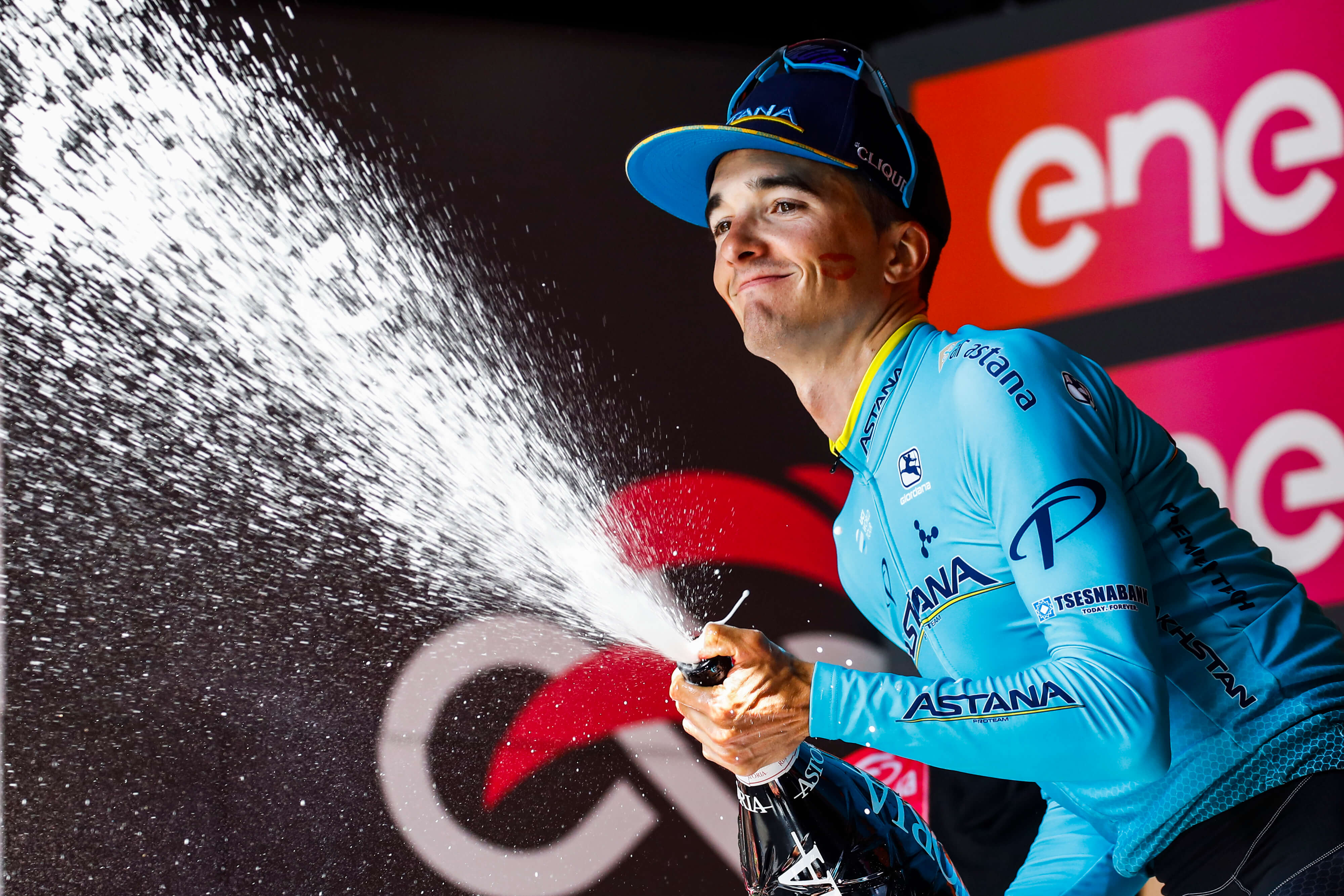 Pello Bilbao se quedó con la séptima etapa del Giro de Italia