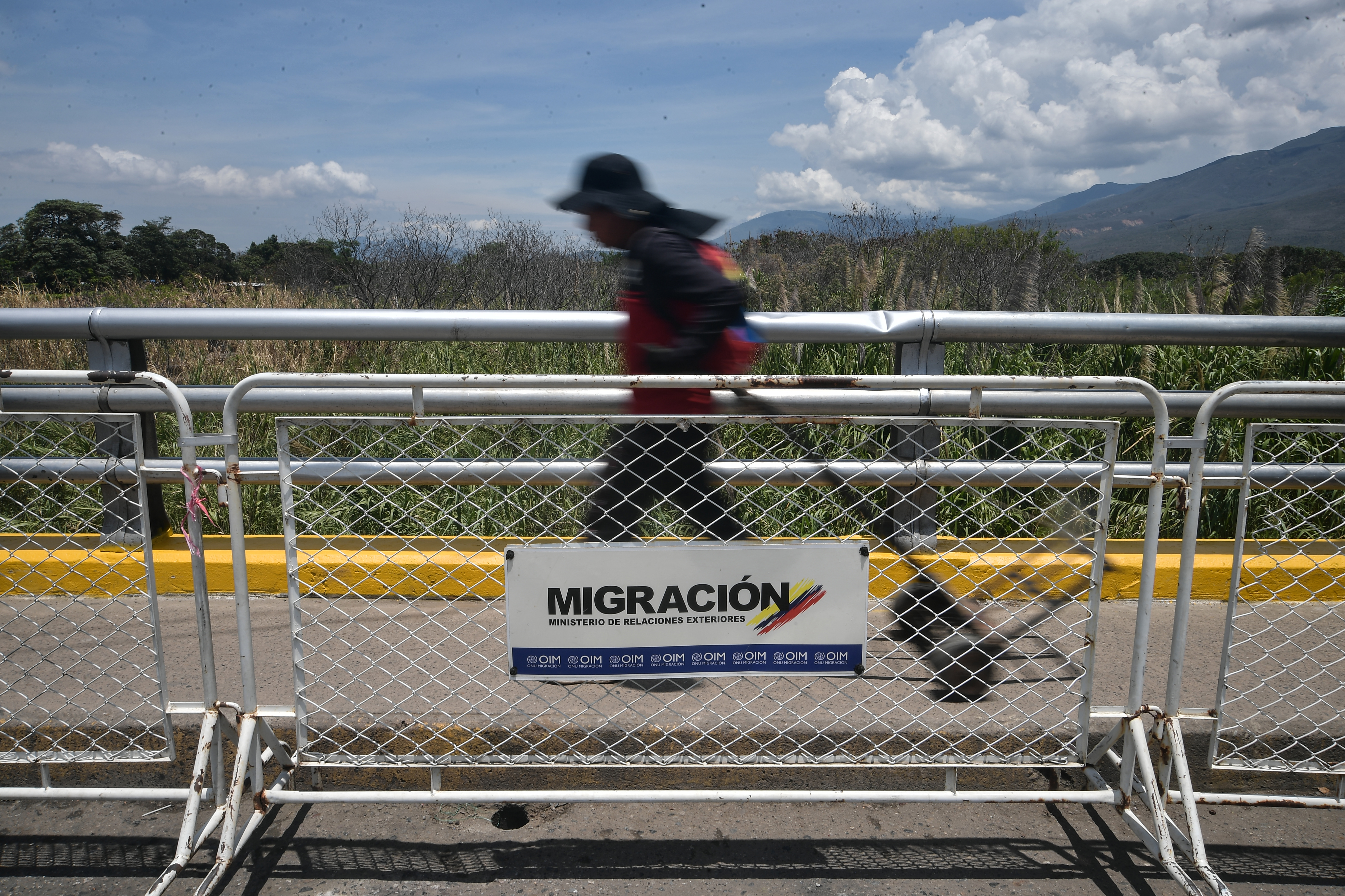 Puente Tienditas, entre Colombia y Venezuela, se abrirá desde el 15 de diciembre