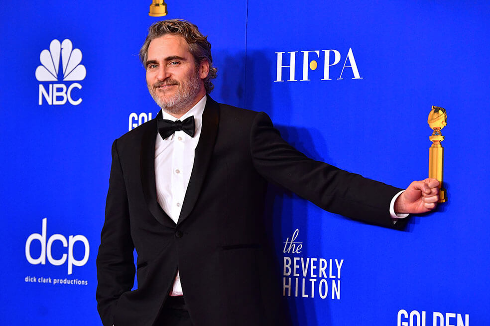 Joaquin Phoenix y la razón de usar el mismo traje en la temporada de premios