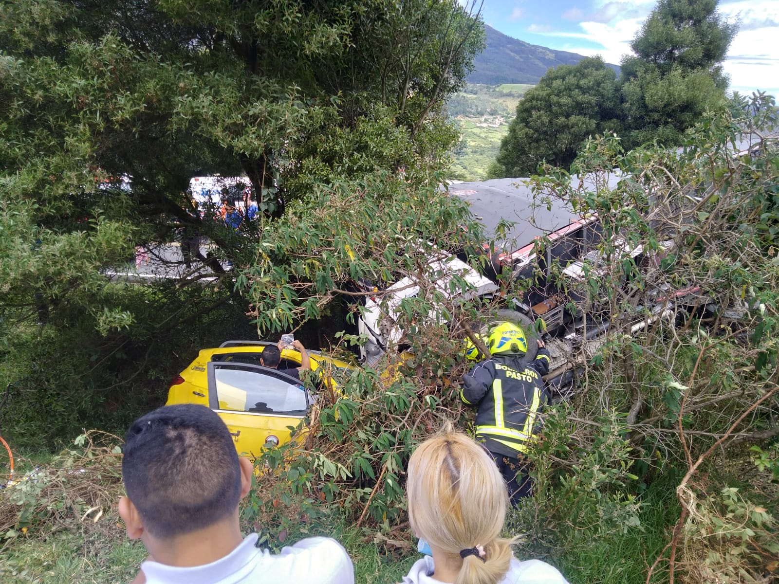 En video: accidente de tránsito dejó un muerto y tres heridos en Nariño