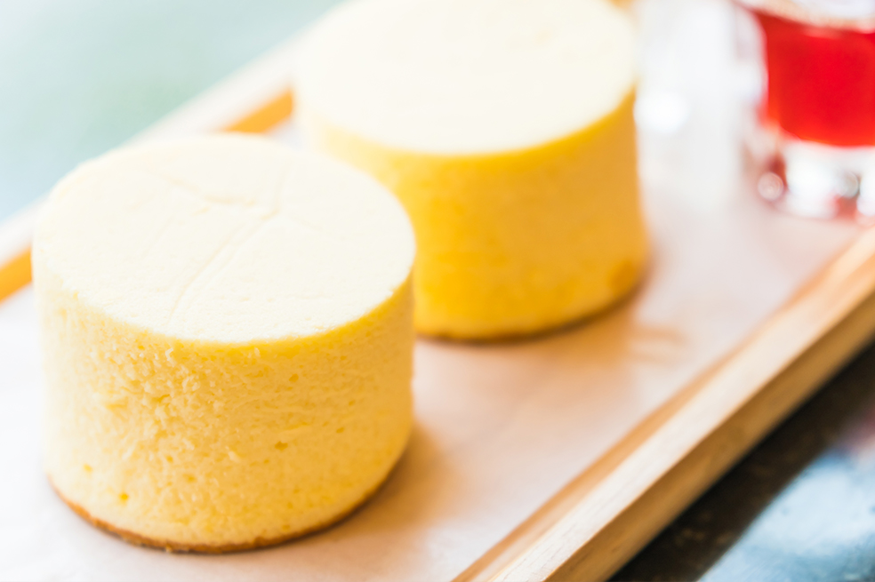 ¡En 5 minutos! Así puedes preparar una torta de queso con tu freidora de aire