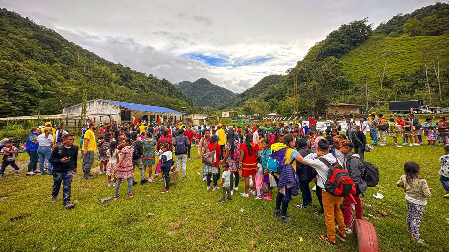 Regresan a sus territorios 500 indígenas Emberá que estaban en Bogotá