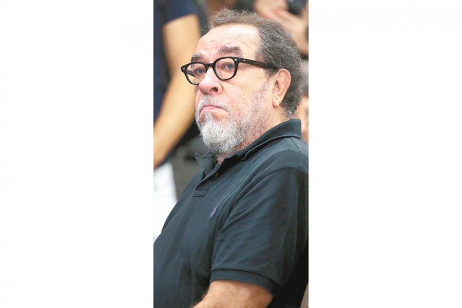 "Es un golpe sin tanques ni prisiones": defensor de Rousseff