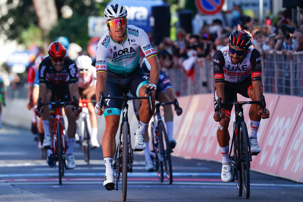 Peter Sagan venció a Fernando Gaviria en el duelo de embaladores