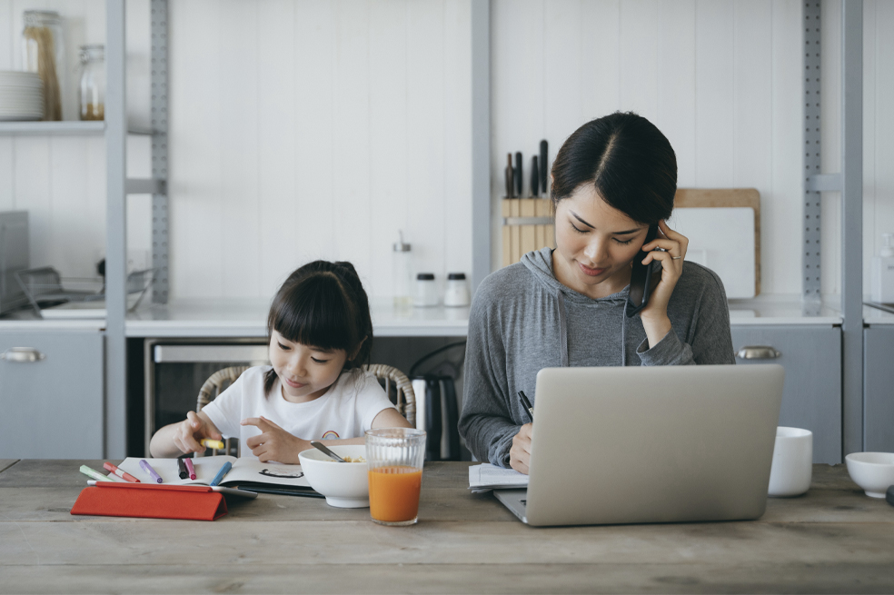 Maternidad y trabajo: expertos explican cómo enfrentar los retos laborales