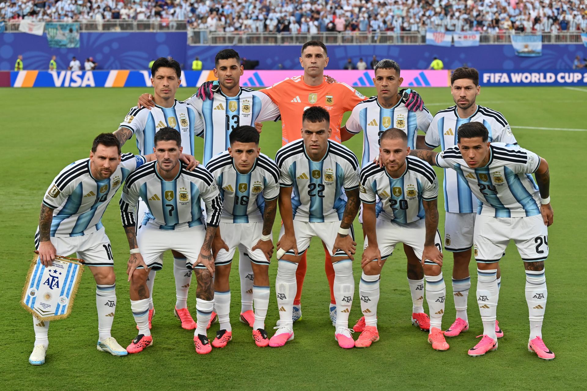 Argentina debutó a lo grande en el Mundial 2026: 3-0 contra Argelia con triplete de Messi