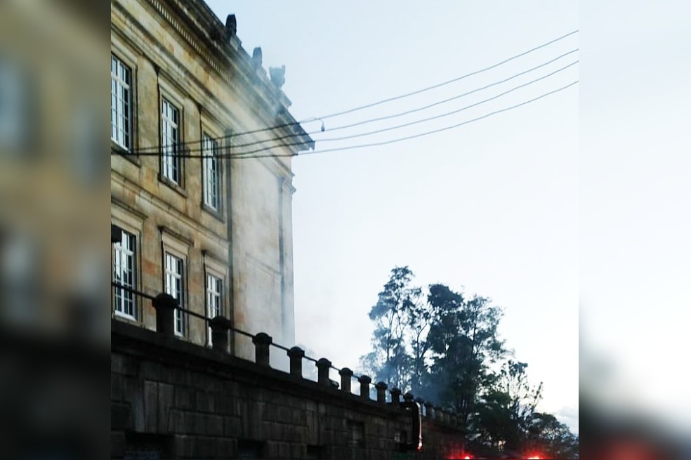 Alarma en el centro de Bogotá por supuesto incendio en el Congreso