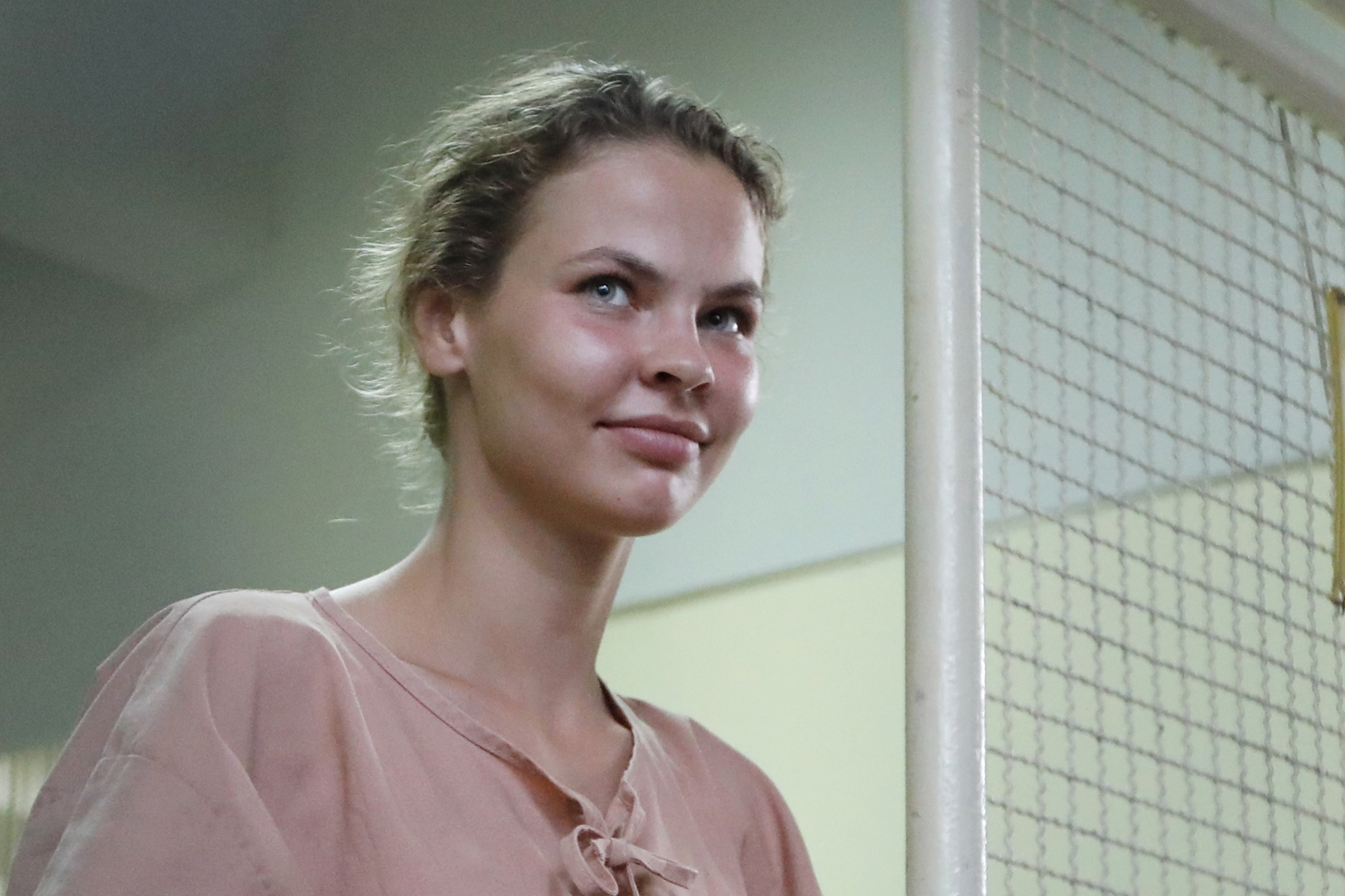 Enjuician en Tailandia a modelo que dice tener pruebas sobre Trump y Rusia
