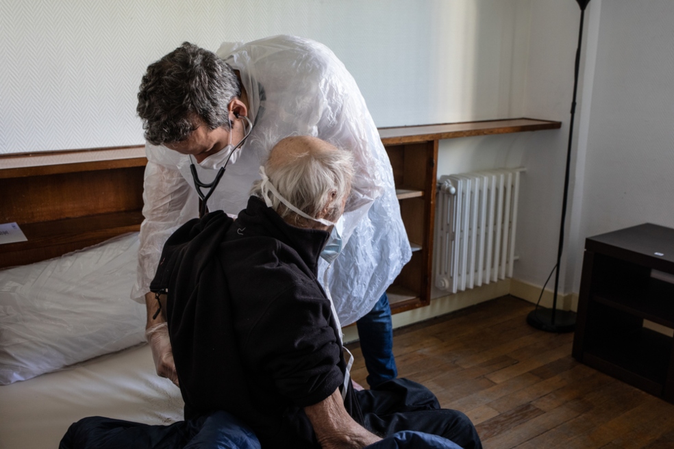 La cara ignorada del coronavirus en Francia