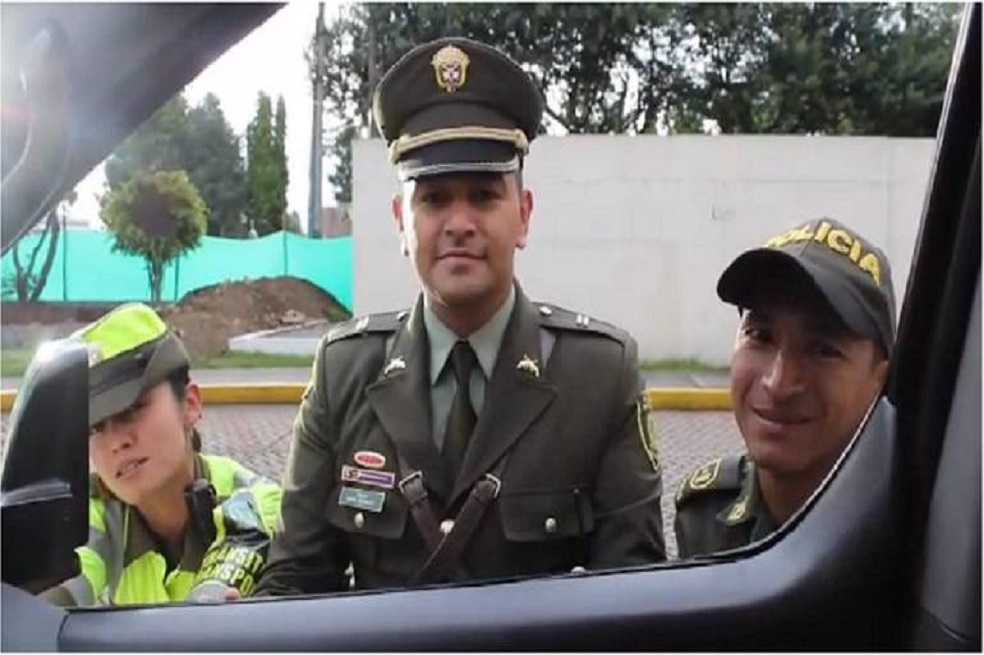 La respuesta de un grupo de policías al reto del #KikiChallenge