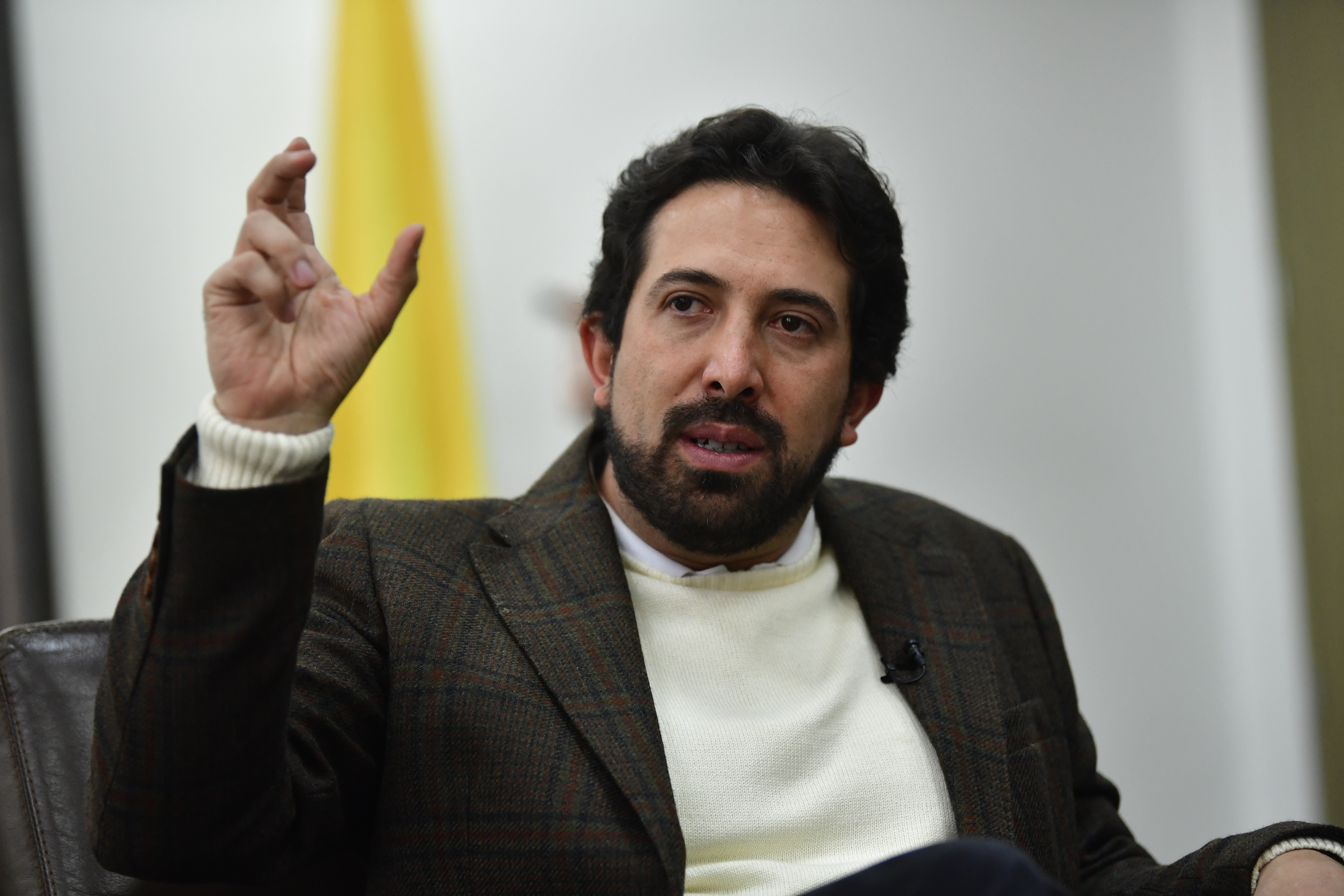 “Ninguna ciudad se va a apagar: Minhacienda sobre crisis en el sector energético