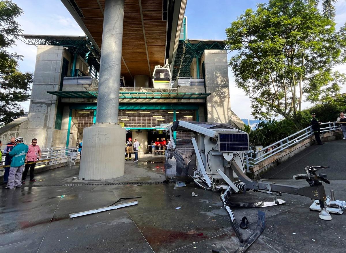 Detalles de la caída de la cabina del Metrocable de Medellín; una persona murió
