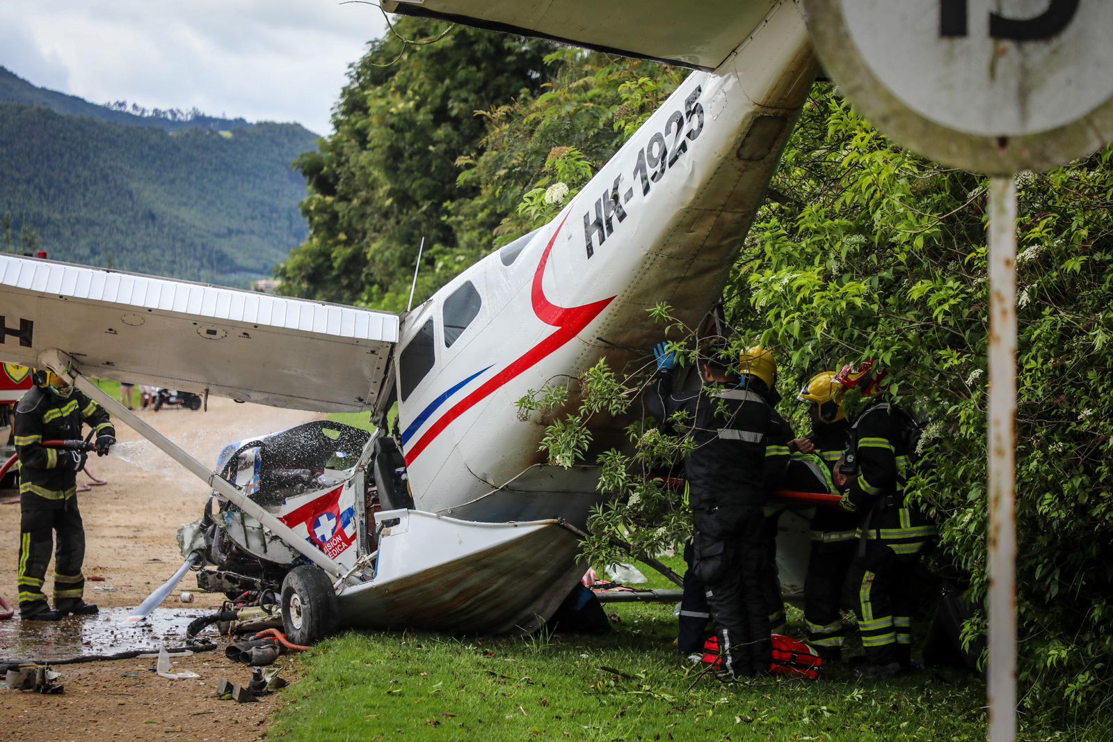 Cinco heridos deja un accidente de una avioneta de urgencias cerca a Chía y Cajicá