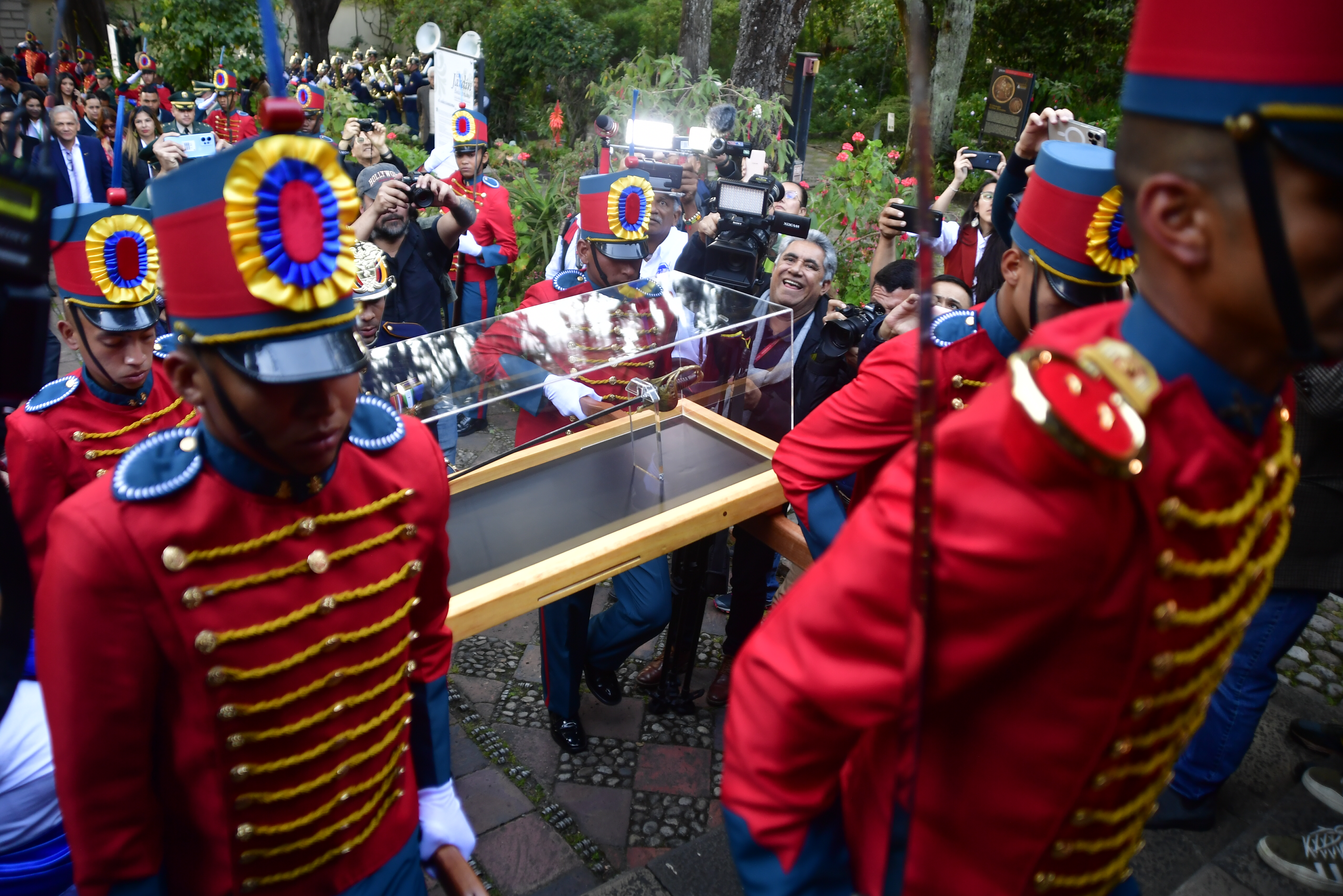 “La espada de Bolívar estaba secuestrada por la oligarquía. Nosotros la liberamos”