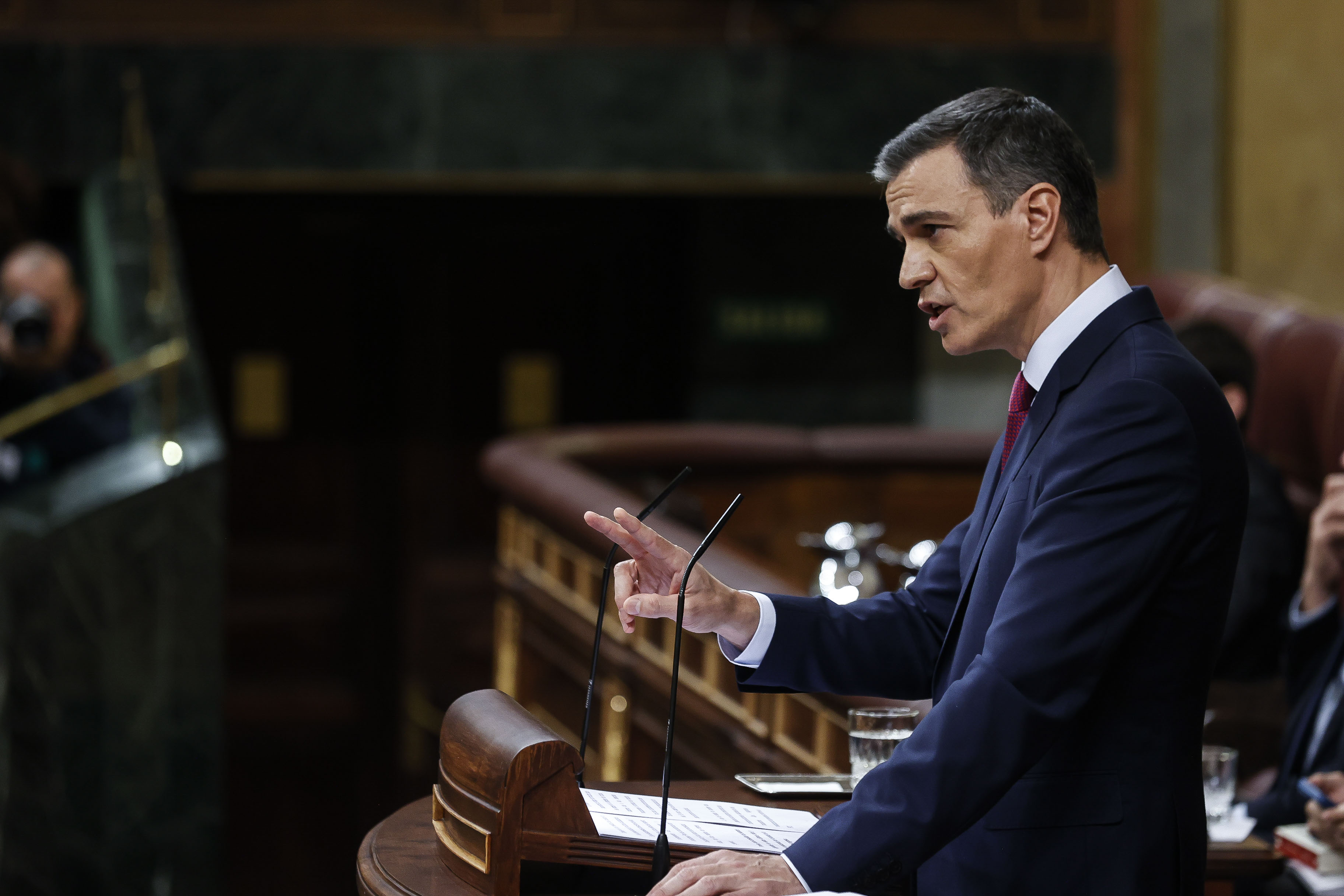 Pedro Sánchez, de nuevo, ante Parlamento español pide un nuevo mandato