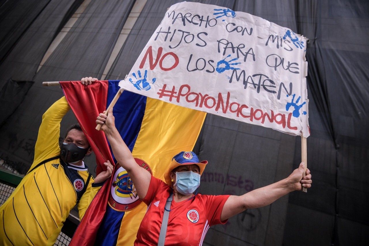 A la movilización del centro se le unió la marcha de los estudiantes que llegó hasta el Monumento a los Héroes.