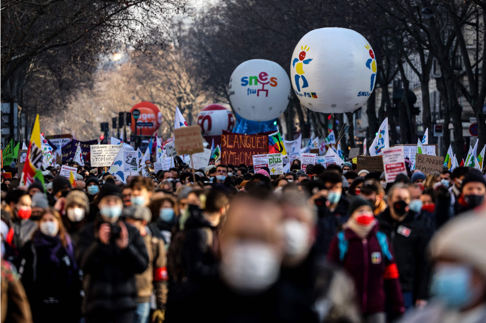Francia enfrentó una huelga de maestros contra la gestión del COVID-19