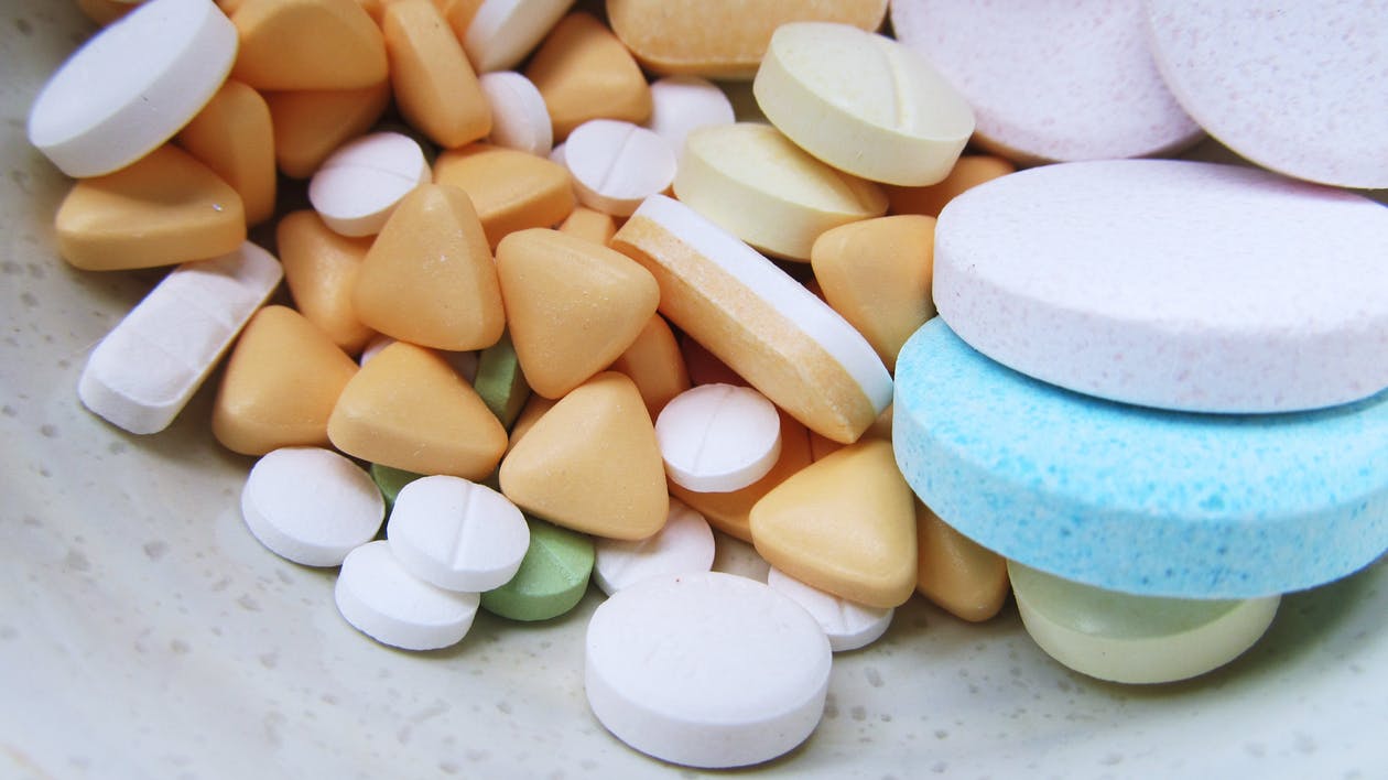 ¿No completar el tratamiento con antibióticos disminuye la probabilidad de curarnos?