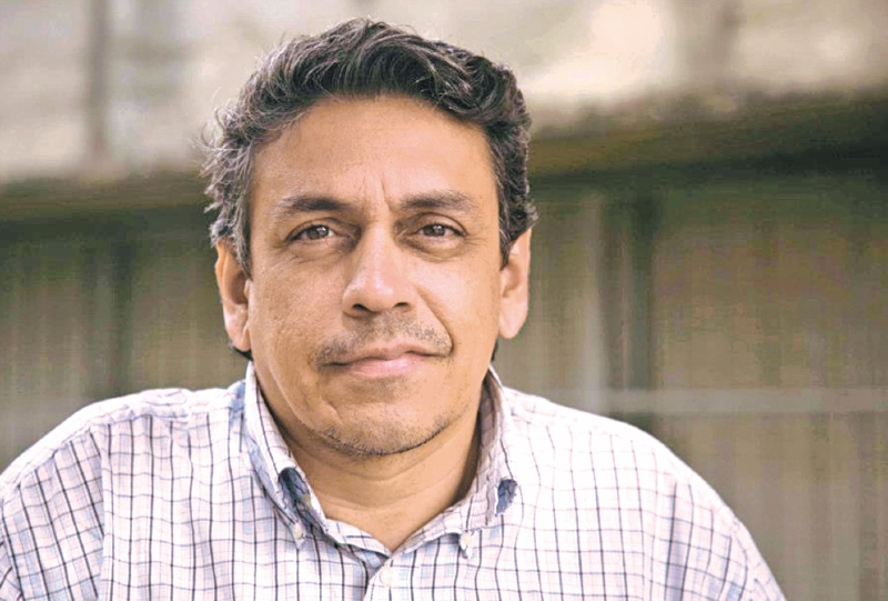 Winston Morales Chavarro: “Creo en el poder de desplegar las alas a través de la escritura”