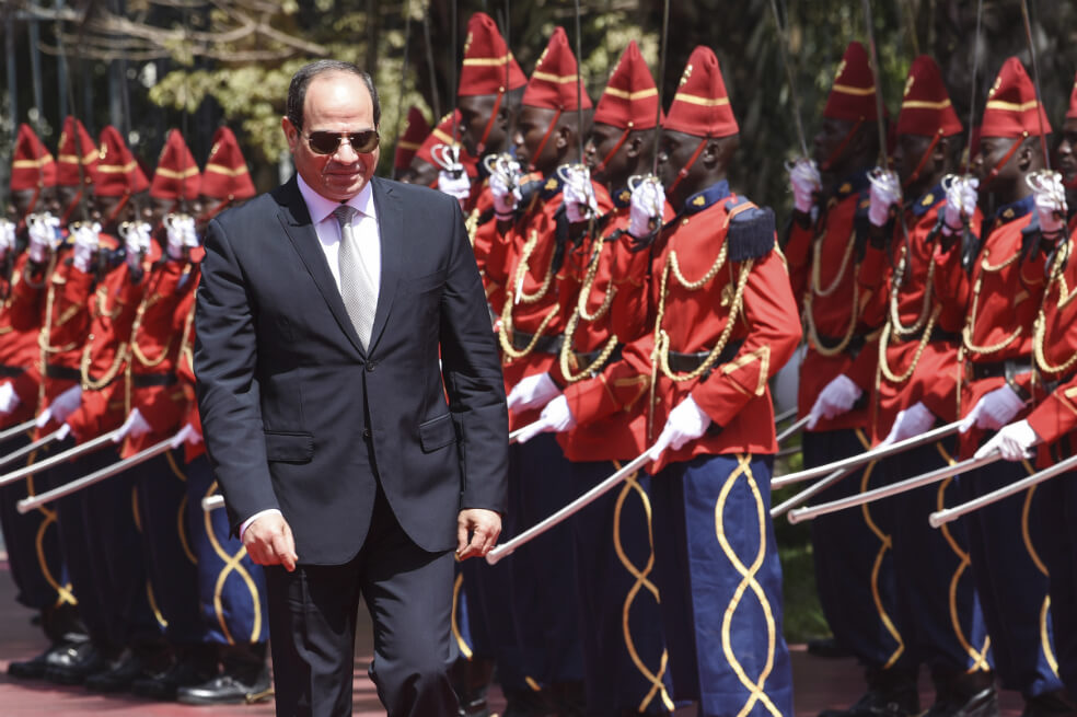 Parlamento de Egipto le da una Constitución “a la medida” al presidente al Sisi