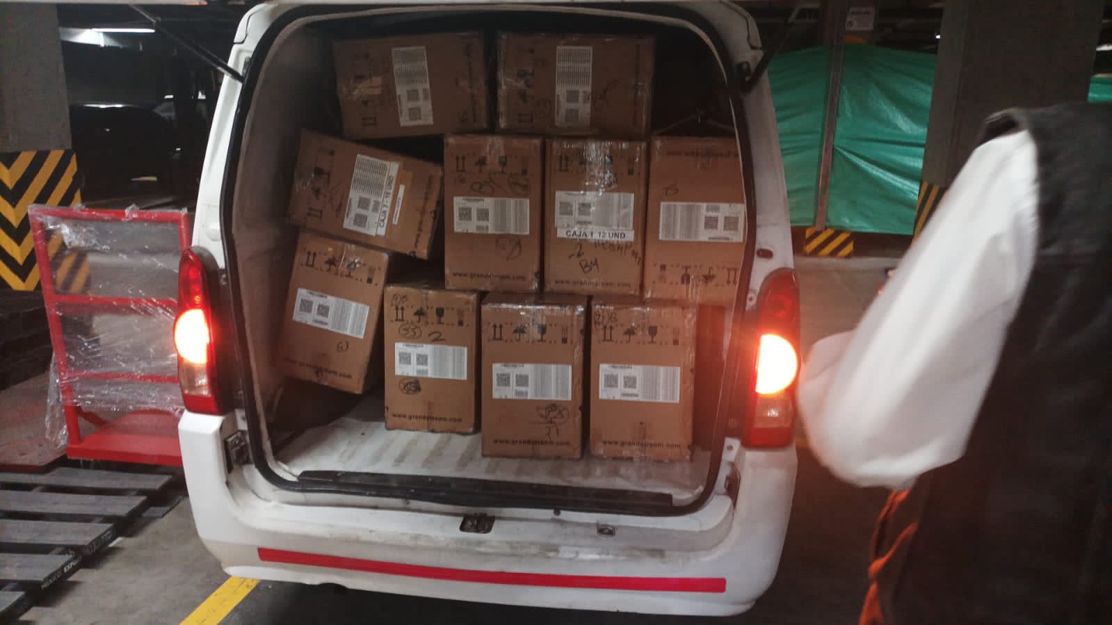 La Secretaría Distrital de Salud ordenó recoger 360 teléfonos que habían sido enviados a las subredes. Consiguiente, fueron entregados al contratista y no fueron pagos.