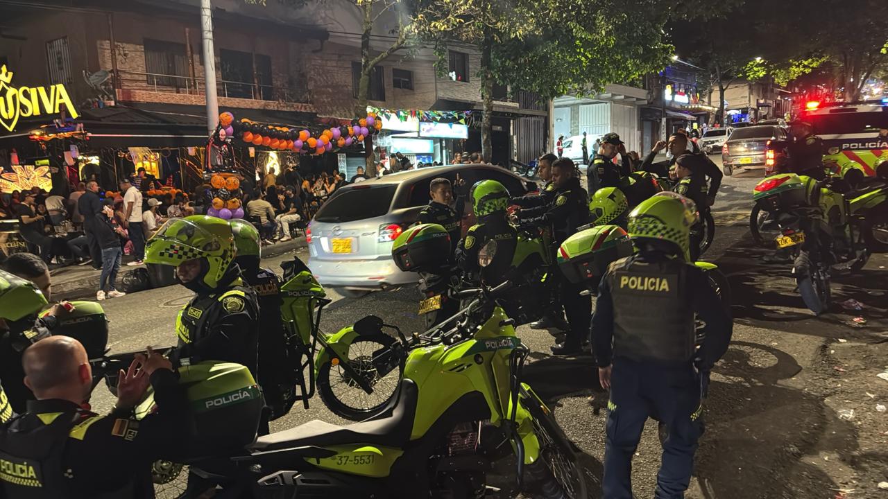 En Halloween impusieron 1.447 comparendos e inmovilizaron 503 motos, en Medellín