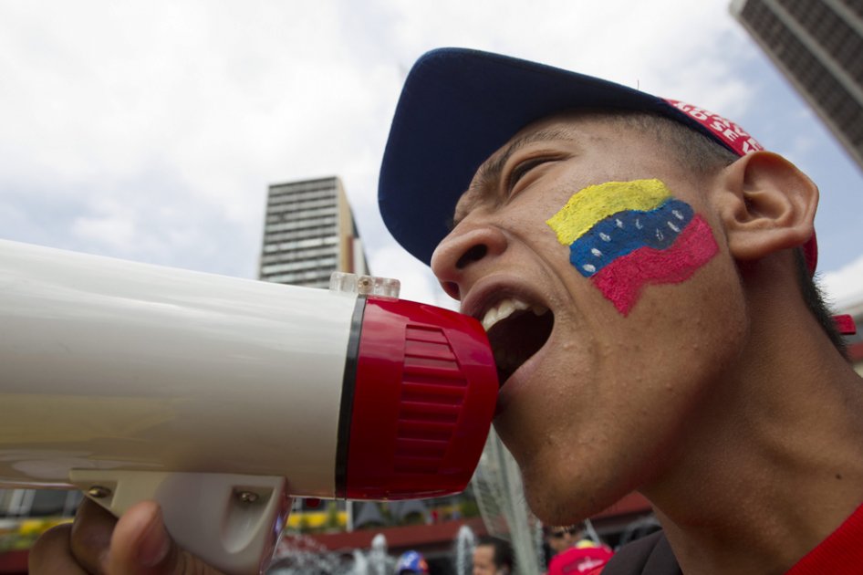 Chavismo convoca a seguidores el domingo contra llegada de Felipe González
