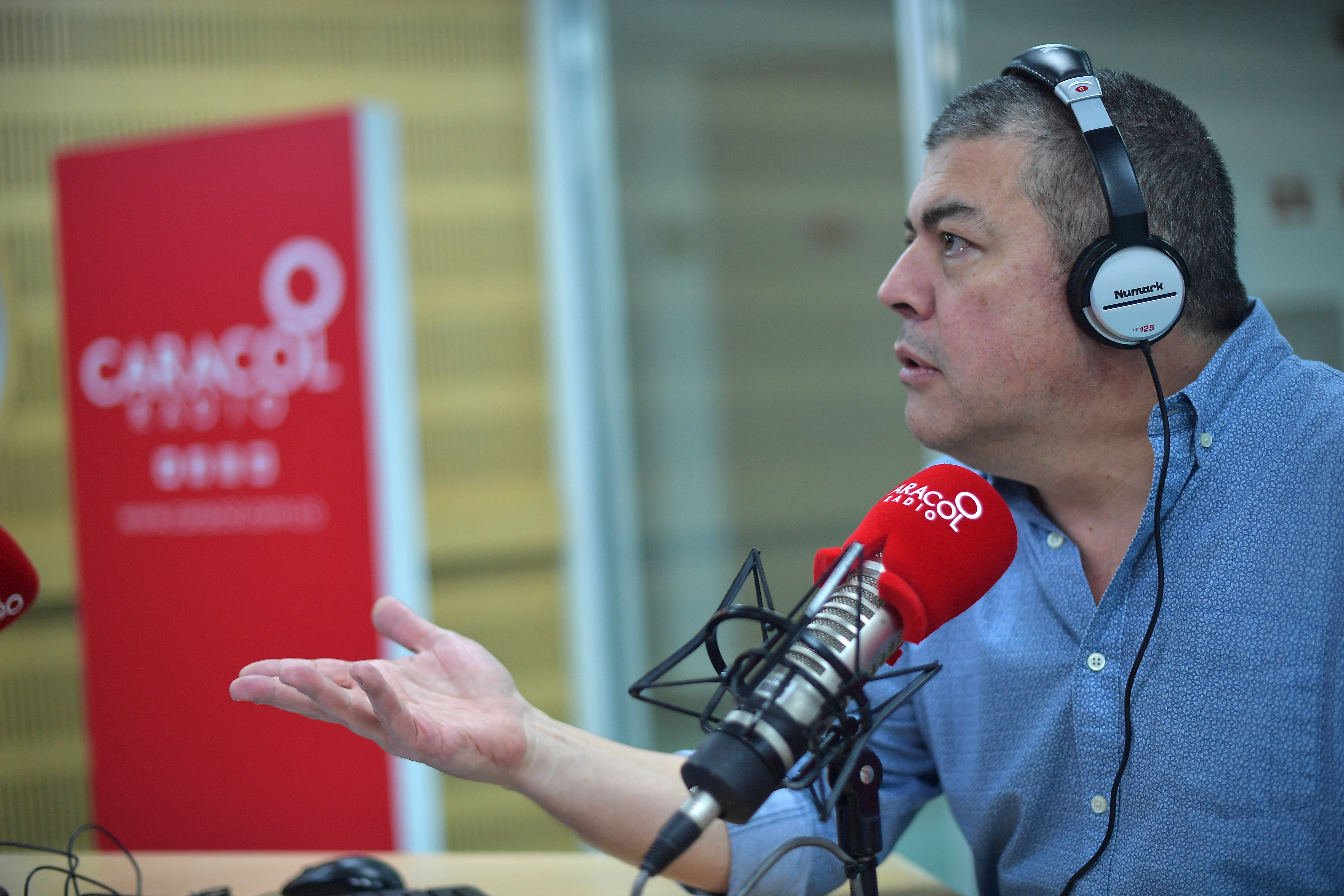 Por unos minutos se cayó la señal de Caracol Radio: ¿qué pasó?