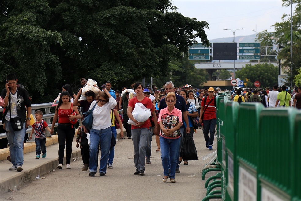 Maduro invita a los venezolanos a producir huevos en sus hogares para combatir el hambre