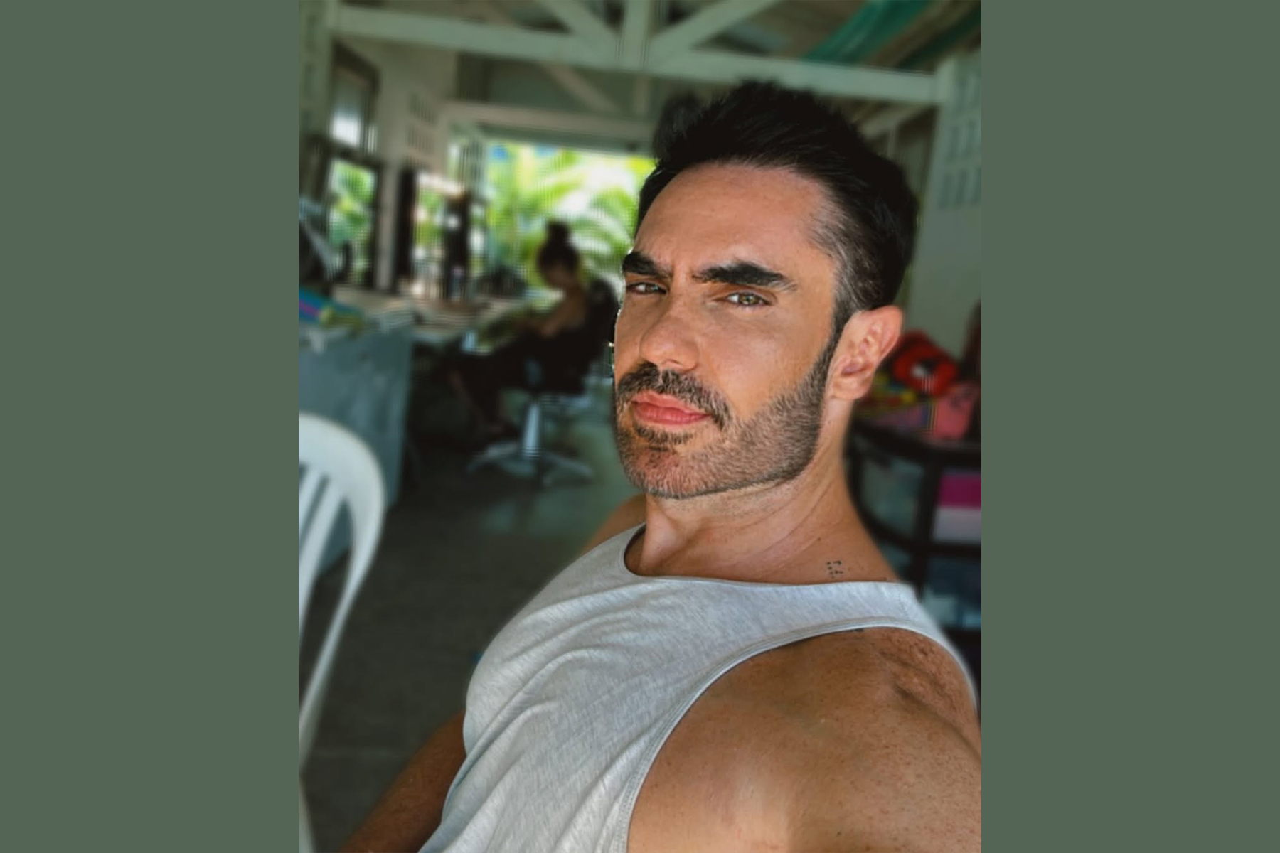 Lincoln Palomeque publicó foto que encendió las redes: “Te pasaste y lo sabes”