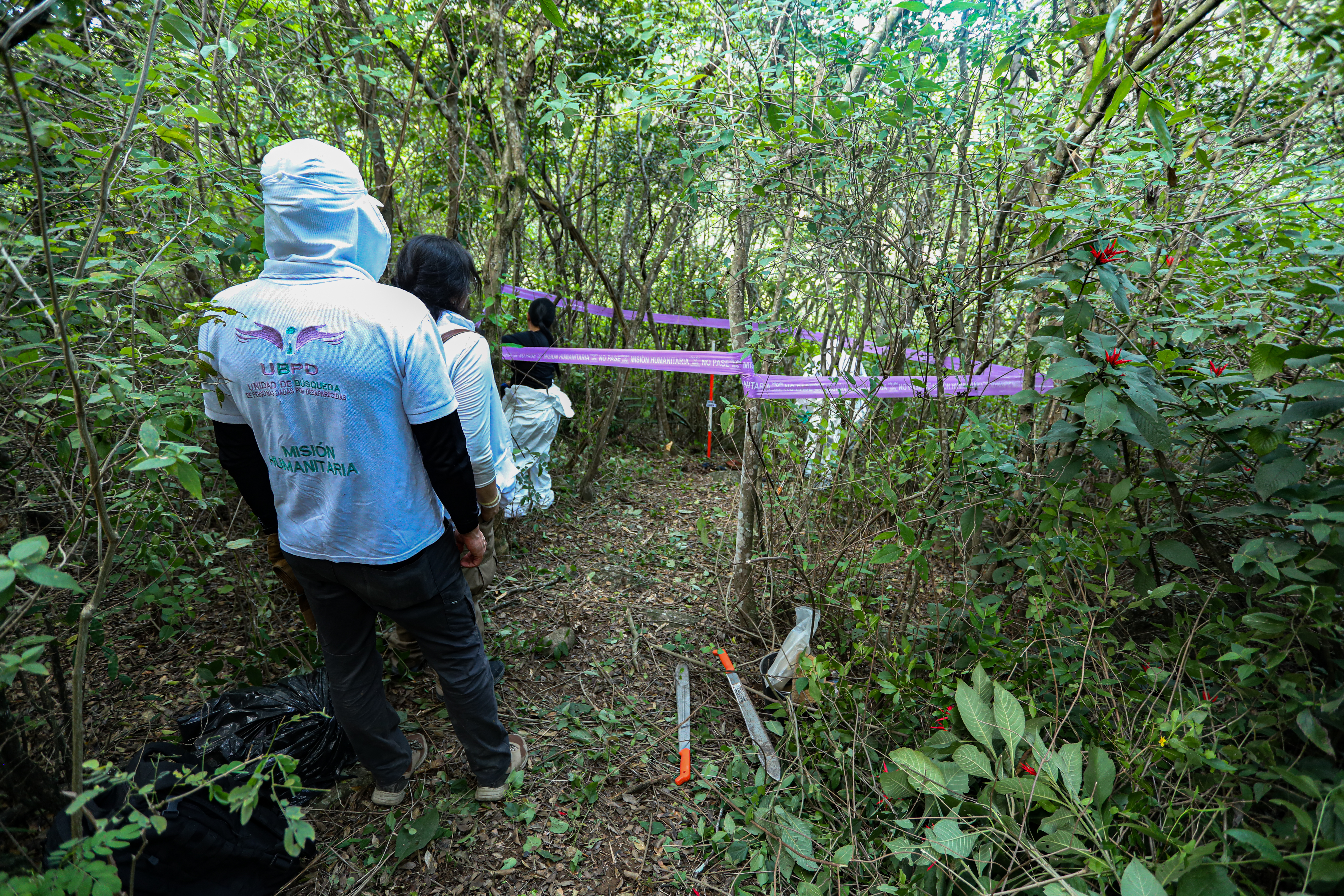 Comenzó búsqueda de desaparecidos en hornos crematorios de paramilitares en zona fronteriza