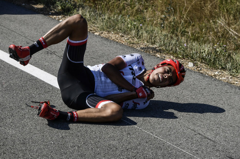 Jarlinson Pantano continúa en el Tour tras caída en la etapa 16