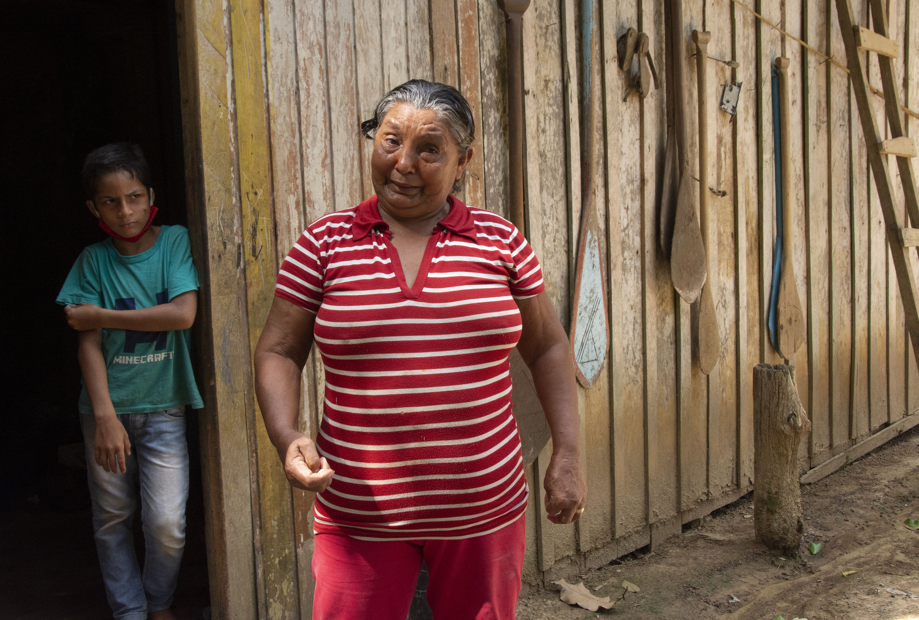 Indígenas Mura, en Brasil  y su lucha por proteger la Amazonia su territorio.