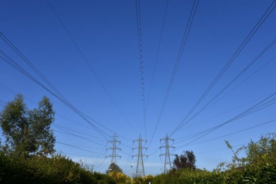 Colombia y España abogan por solución negociada en conflicto Electricaribe-Gas Natural