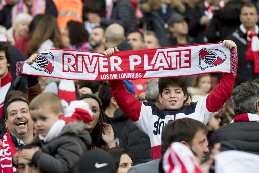 Solo los hinchas de Santa Fe y Millonarios pueden apoyar a Boca Juniors o a River Plate