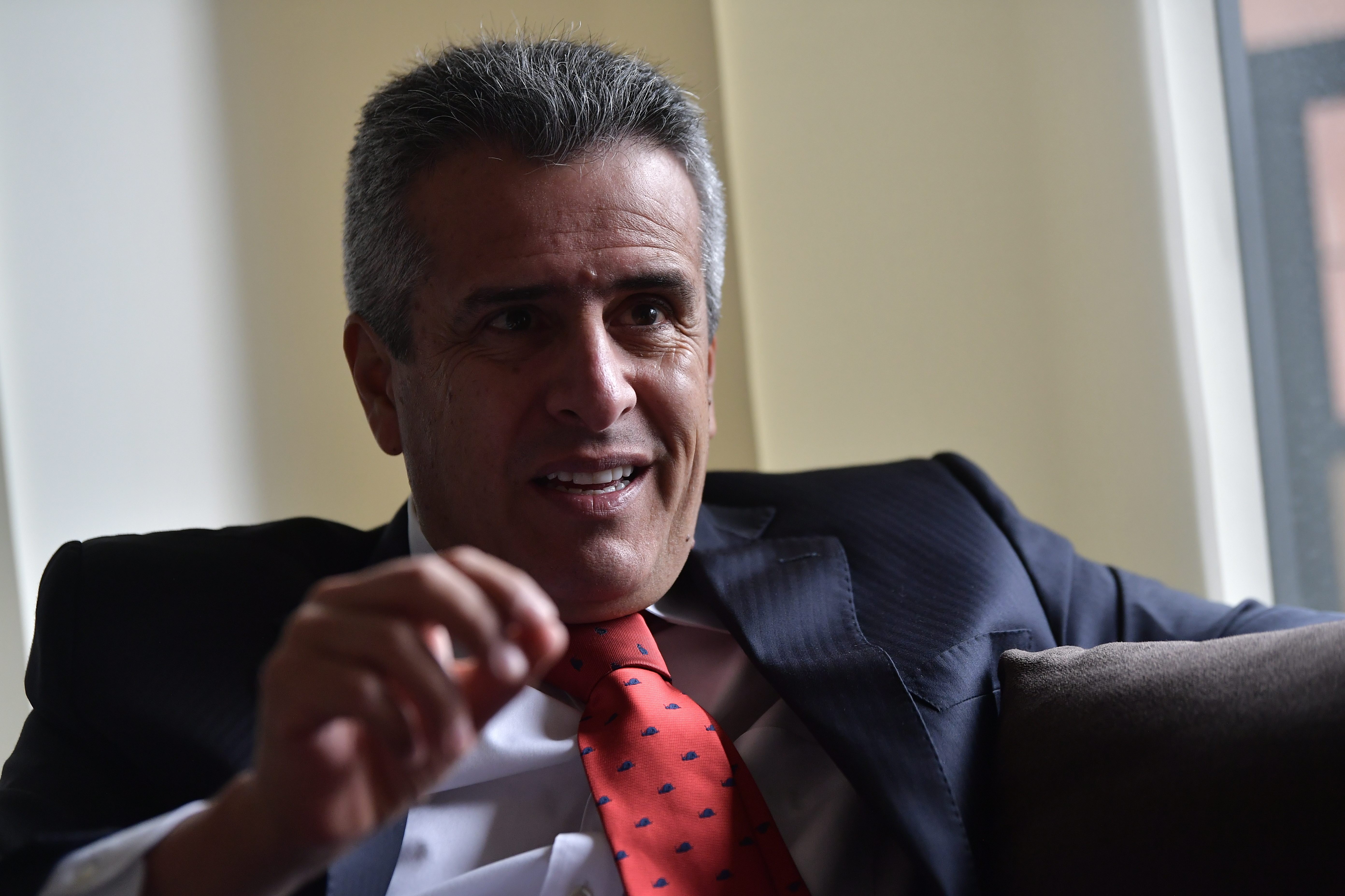 Confirman solicitud de negociar TLC con Estados Unidos durante reunión de empalme