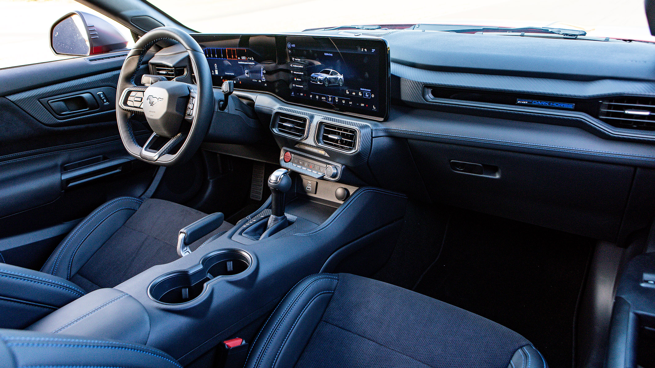 Ford Mustang Dark Horse llegó a Colombia.