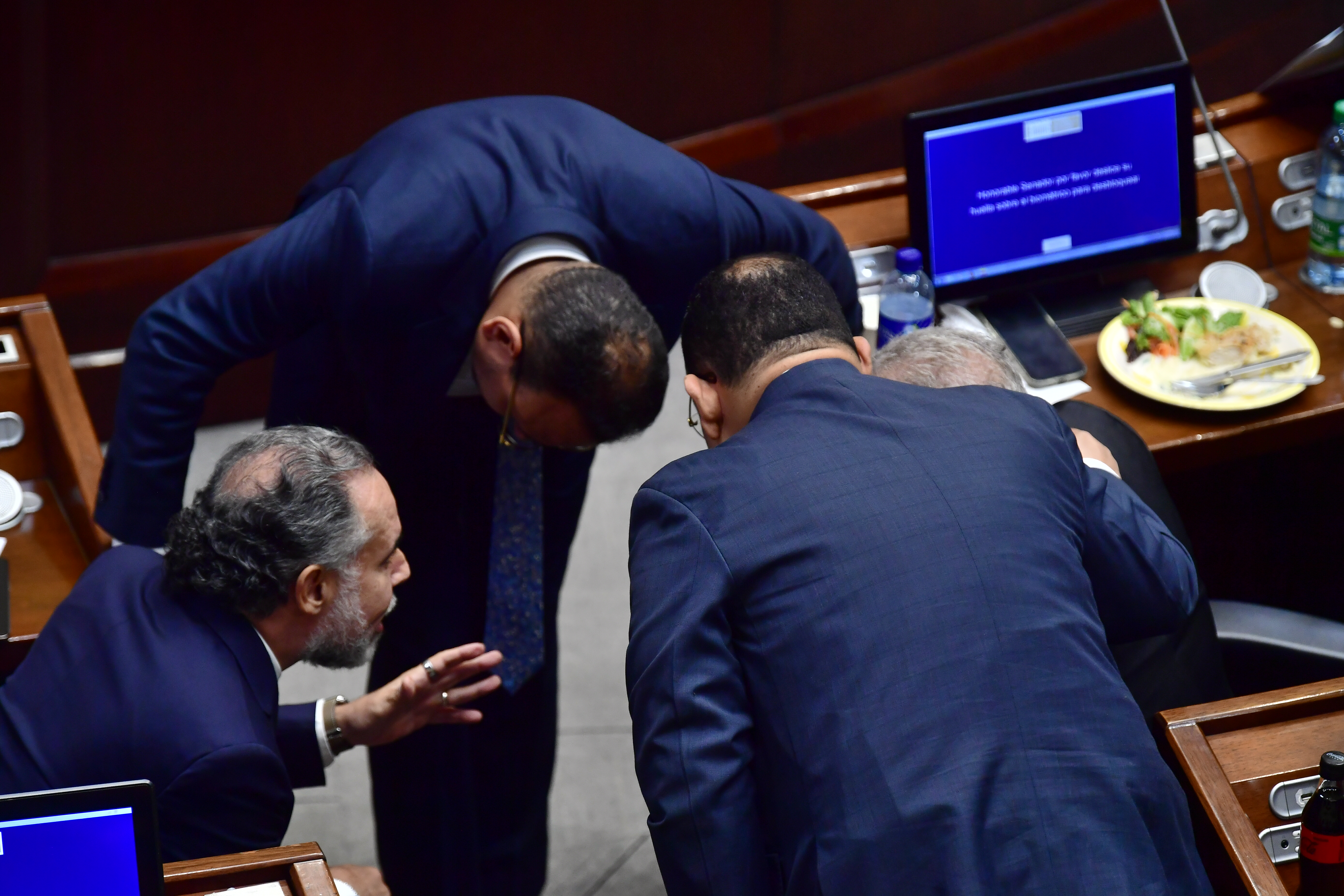 Debate de la reforma laboral en la plenaria del Senado, días después del atentado al senador Miguel Uribe.