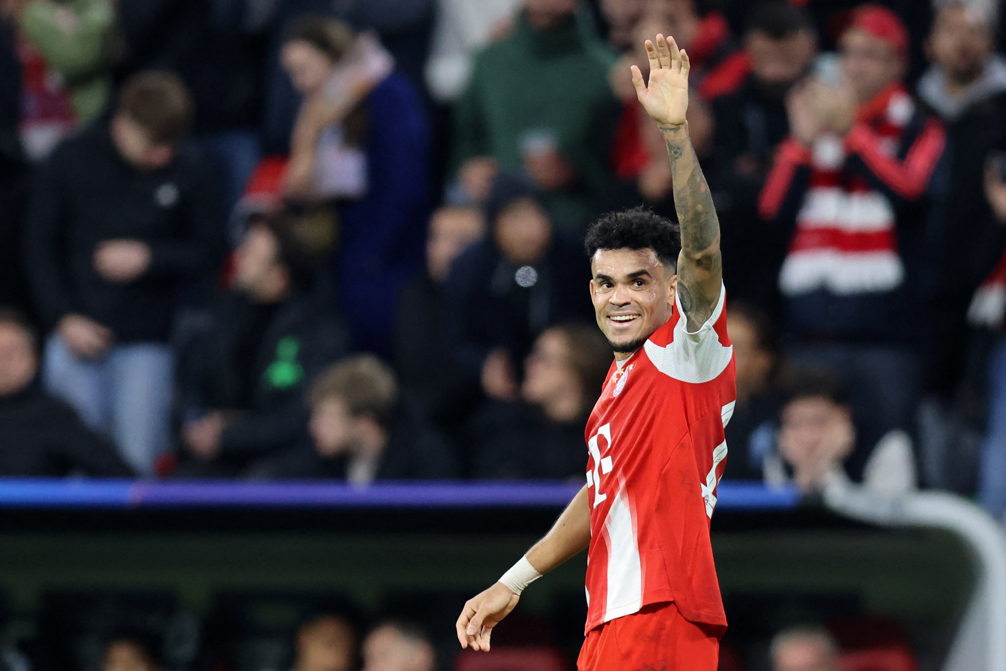 Bayern Múnich, con Luis Díaz en cancha, venció a Eintracht Frankfurt en la Bundesliga