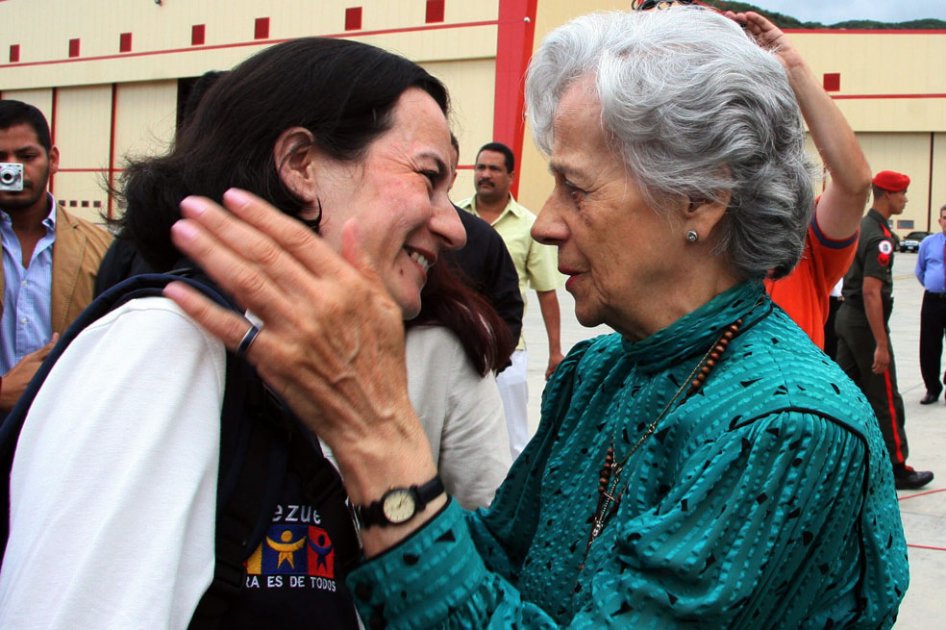 Falleció doña Clara, una luchadora por la libertad de los secuestrados en Colombia