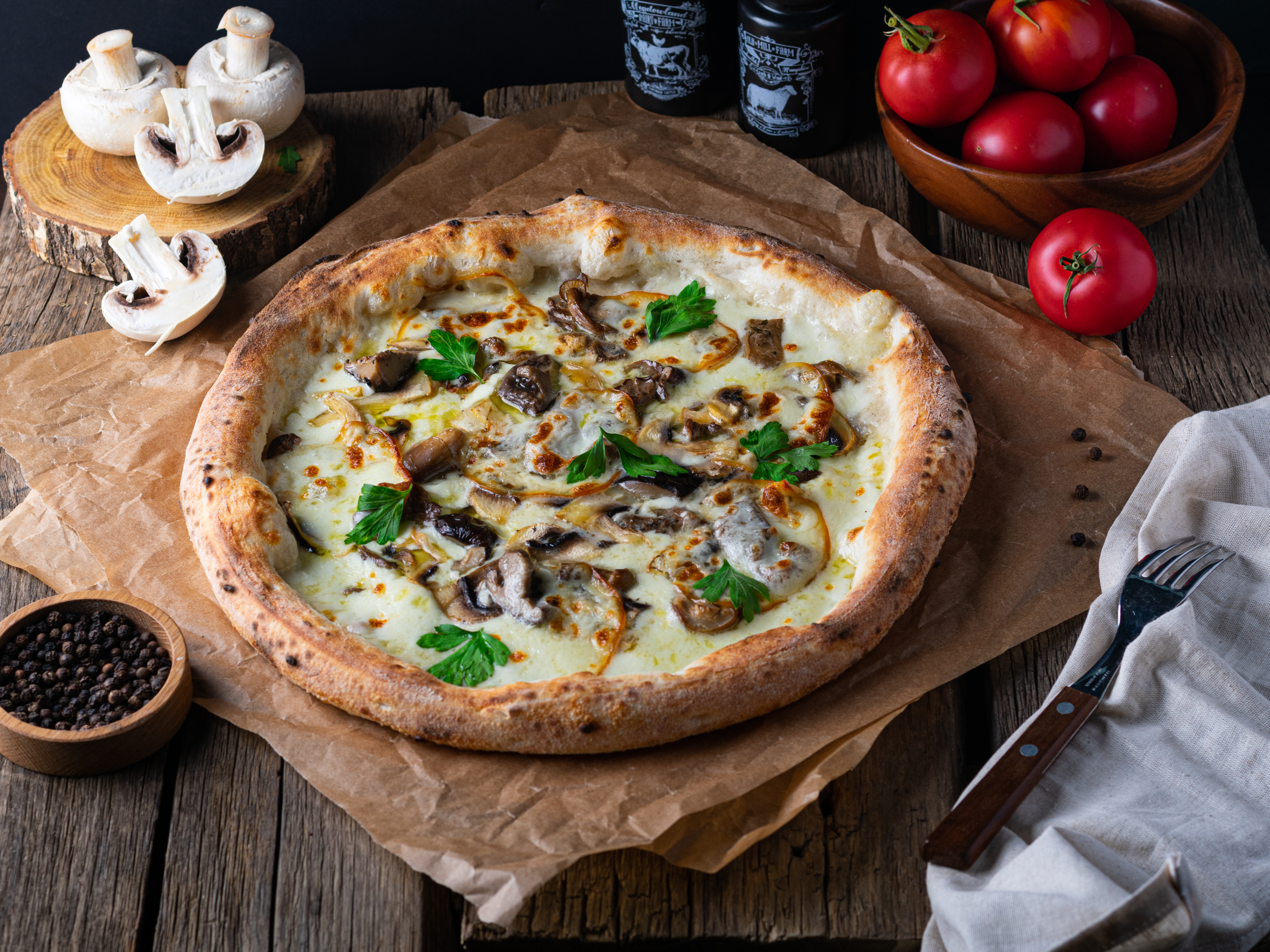 Receta fácil para hacer pizza casera de pollo con champiñones: paso a paso