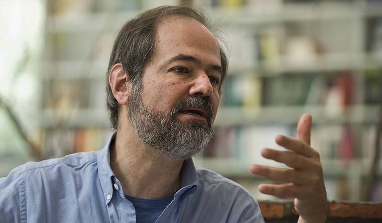 Juan Villoro: «Los mexicanos acuden a explicaciones fantasiosas contra desgracias»