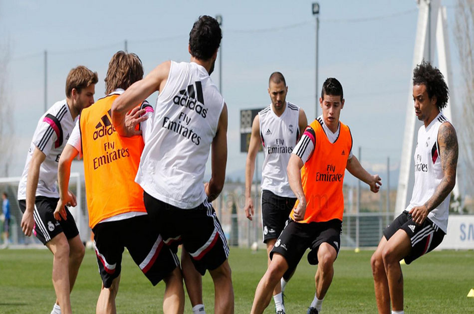 Avanza la recuperación de James Rodríguez en Madrid