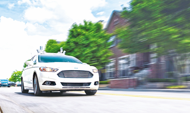 Para acelerar su proceso investigativo, Ford decidió triplicar su flota de vehículos de prueba que transitan por California, Arizona y Michigan. / Ford