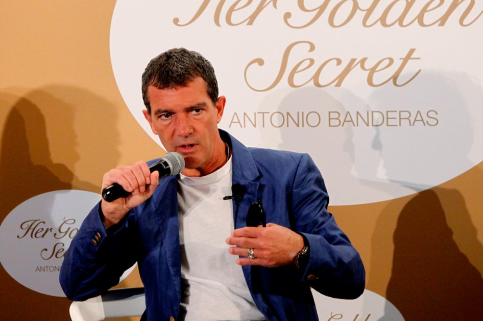 El actor español Antonio Banderas, durante una rueda de prensa en Bogotá (Colombia). 