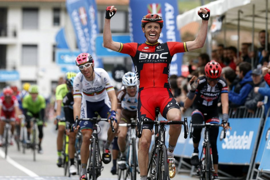 Samuel Sánchez ganador de la cuarta etapa de la Vuelta al País Vasco. Foto: EFE