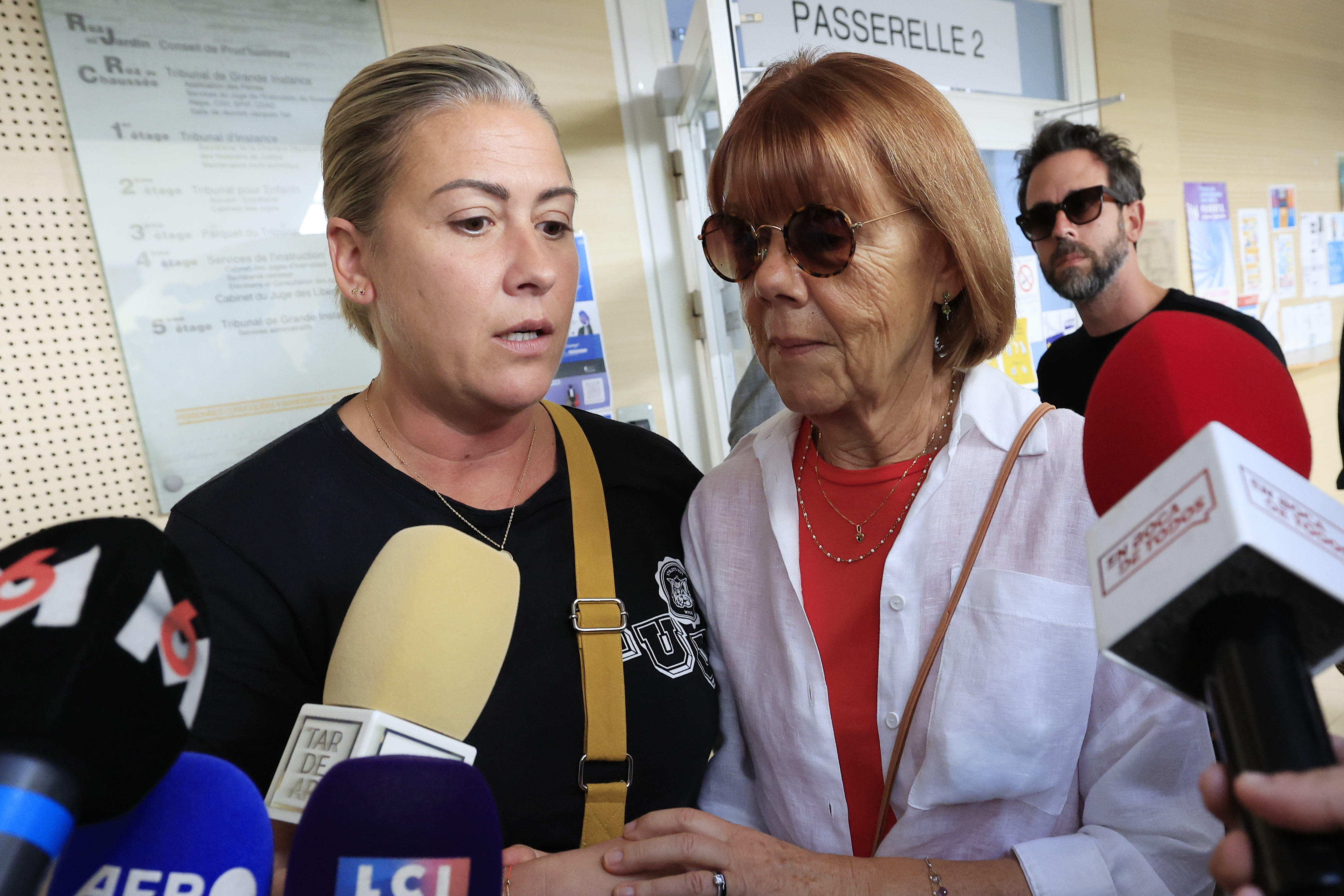 Francia: mujer víctima de violaciones fraguadas por su esposo habló en juicio