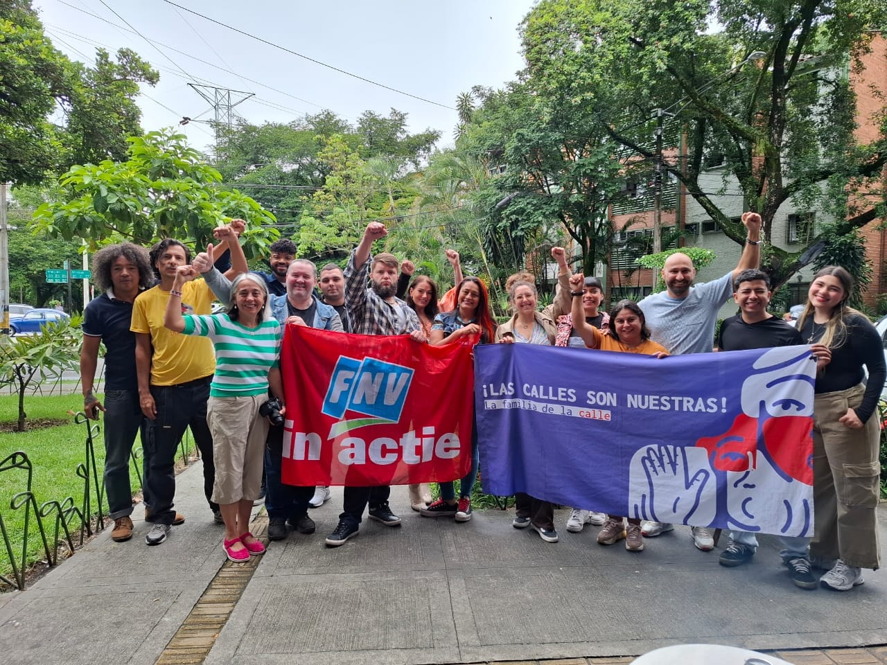 El sindicato que transforma la vida de los vendedores ambulantes de Medellín