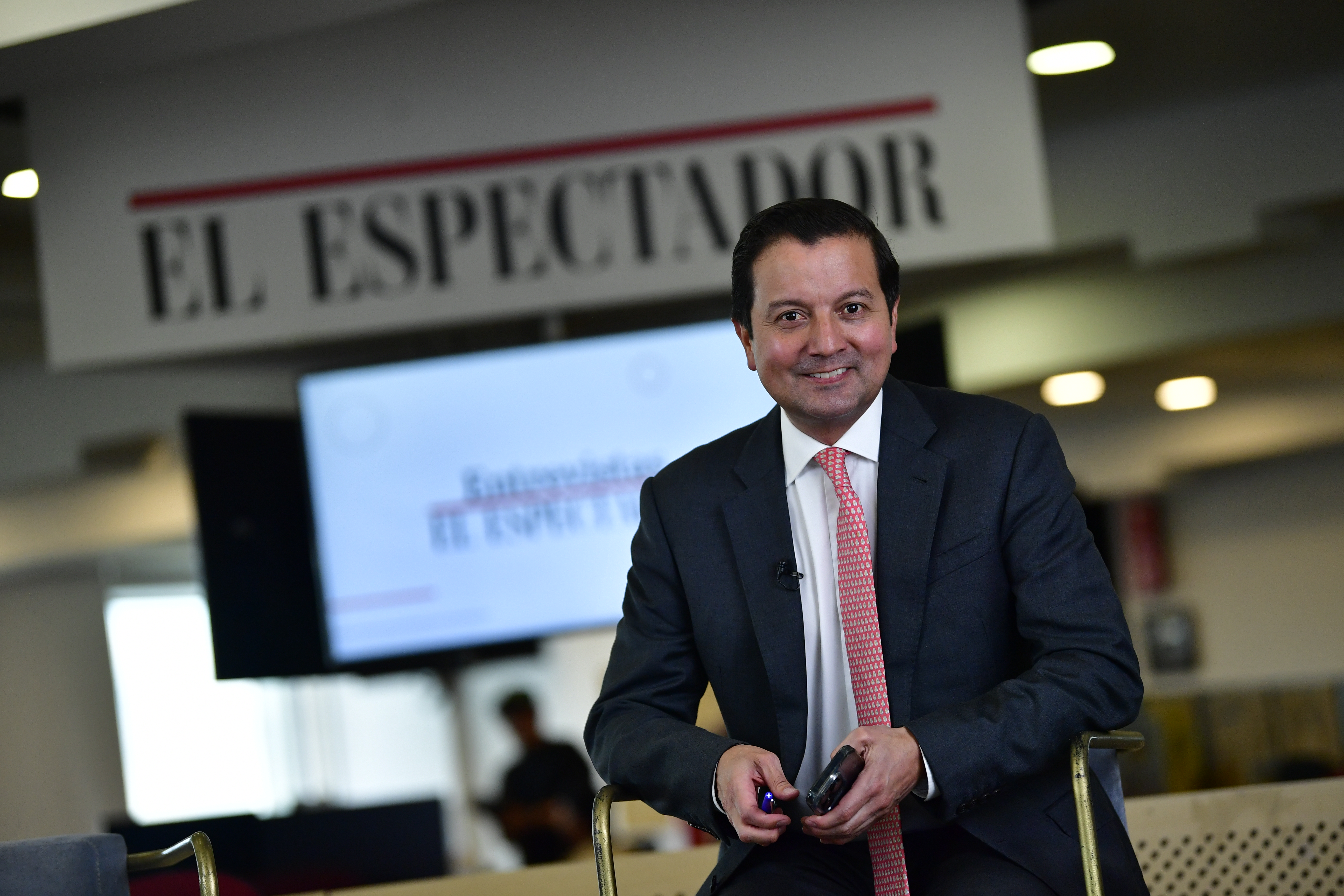 David Luna superó el millón de firmas: así avanzan los aspirantes a la Presidencia